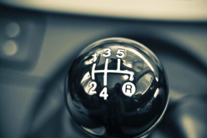 alanya direksiyon eğitimi, alanya özel direksiyon dersi, alanya sürüş hocası, alanya bayan direksiyon hocası, alanya manuel araç eğitimi, alanya otomatik araç dersi, alanya trafiğe çıkma dersi, alanya sürücü kursu direksiyon eğitimi, alanya güvenli sürüş eğitimi, alanya direksiyon geliştirme dersi